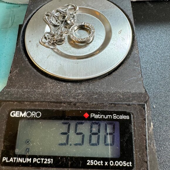 VTG Sterling Silver 925 Cubic Zirconia Circle Pendant Necklace Box Link 18'' - Picture 10 of 10